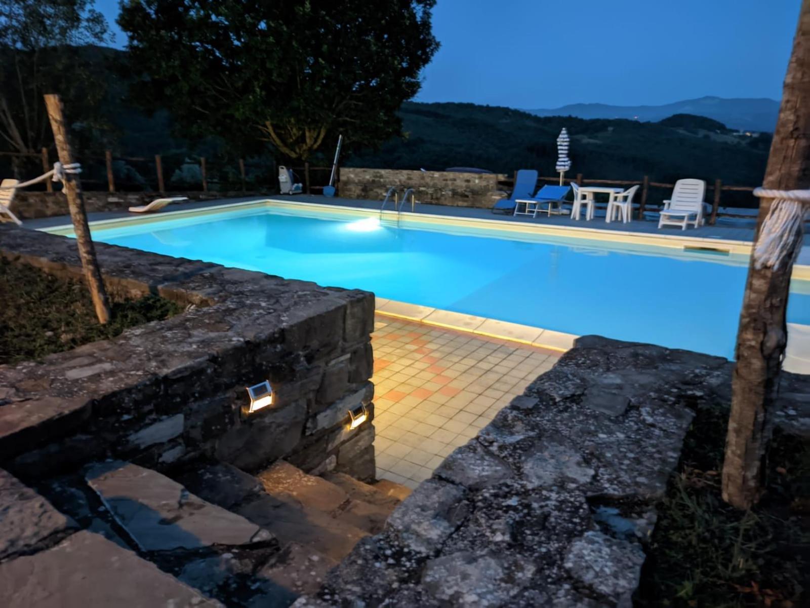 Casa Vacanze Fattoria Il Cerro Villa Pianelleto Exteriör bild